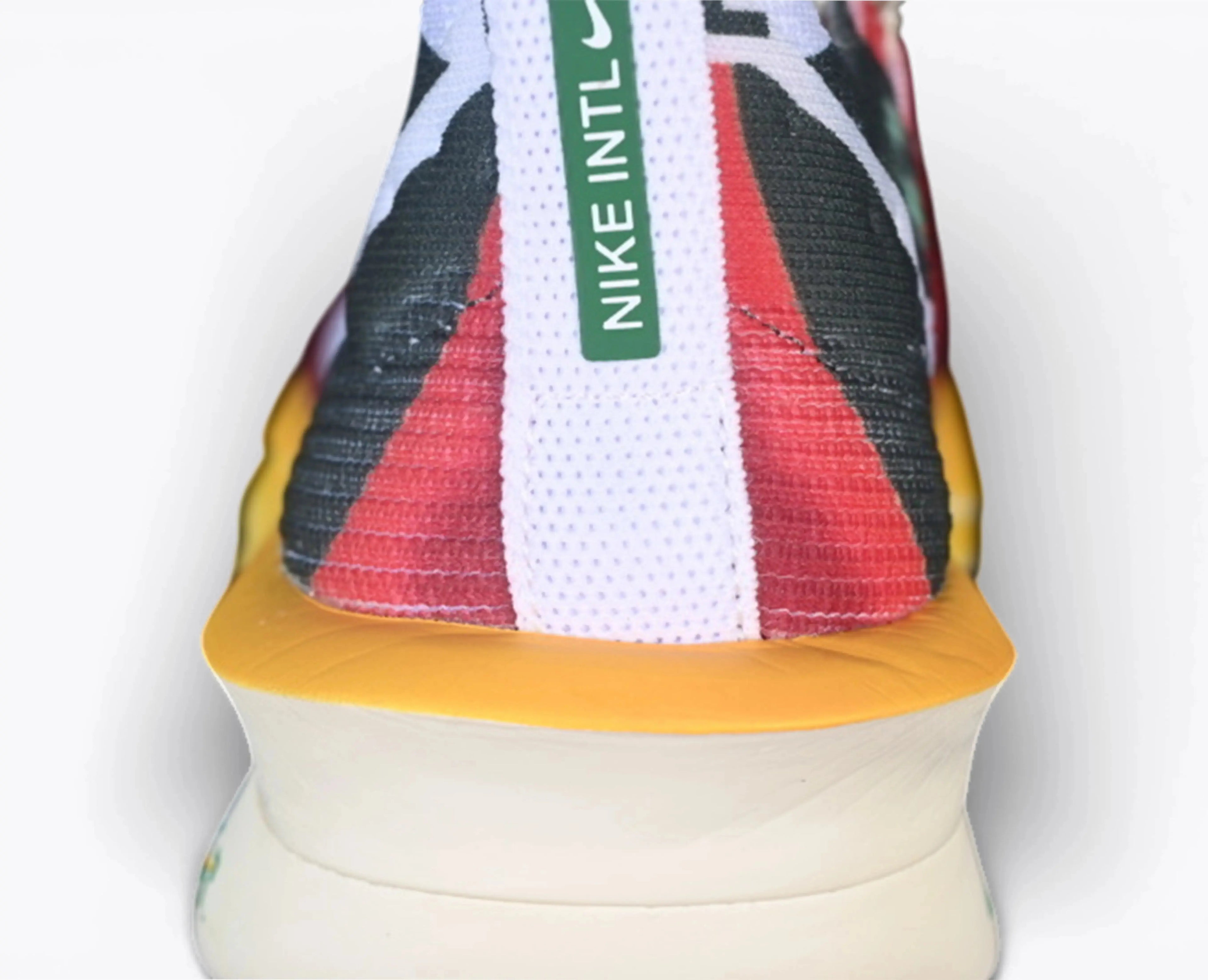 Nike Alphafly 3 "The Sting" International Running Pack 1978 - Running