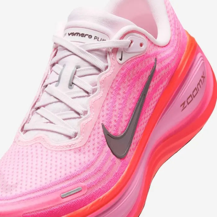 Nike Vomero Plus Hyper Pink Burgundy Crush - Running
