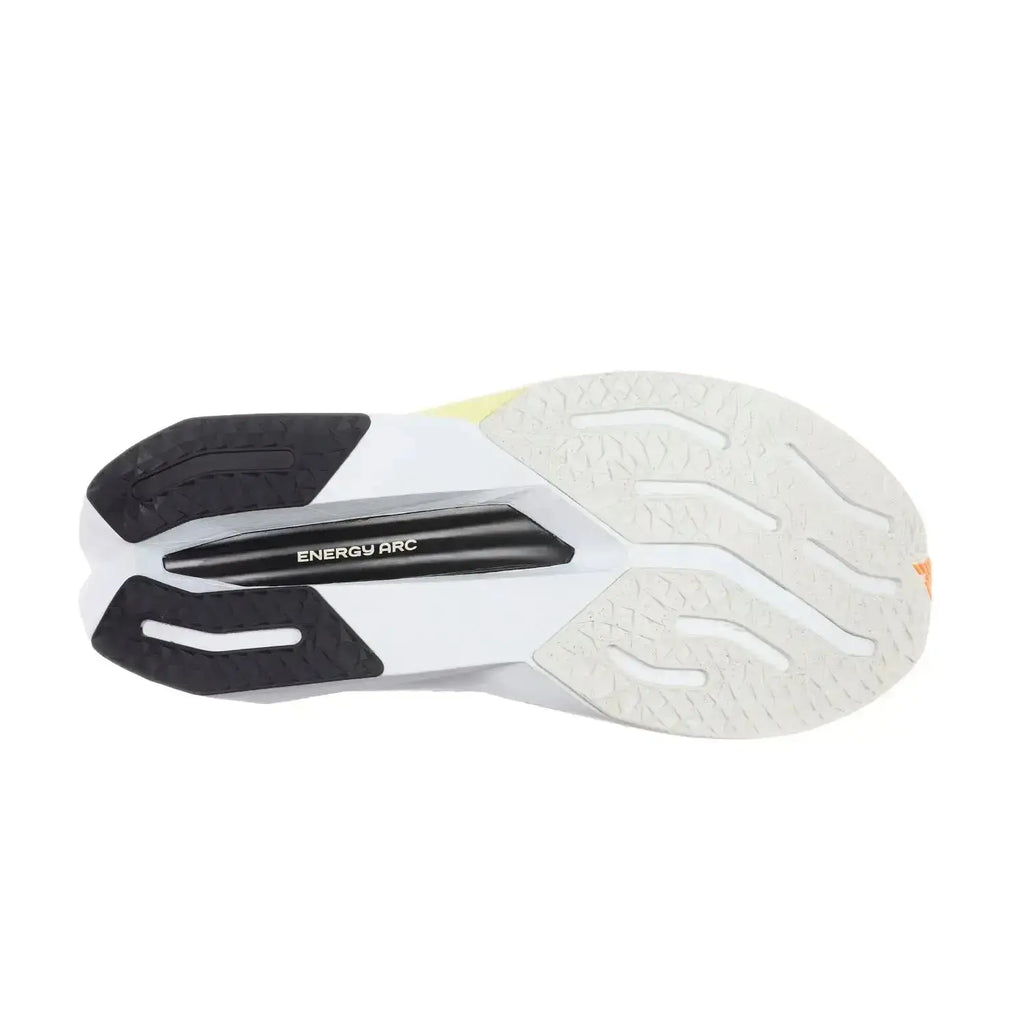 New Balance FuelCell V3 - White - Running Shoes