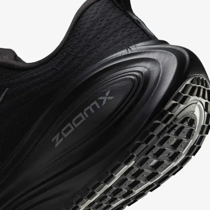Nike Vomero Plus Black - Running Shoes