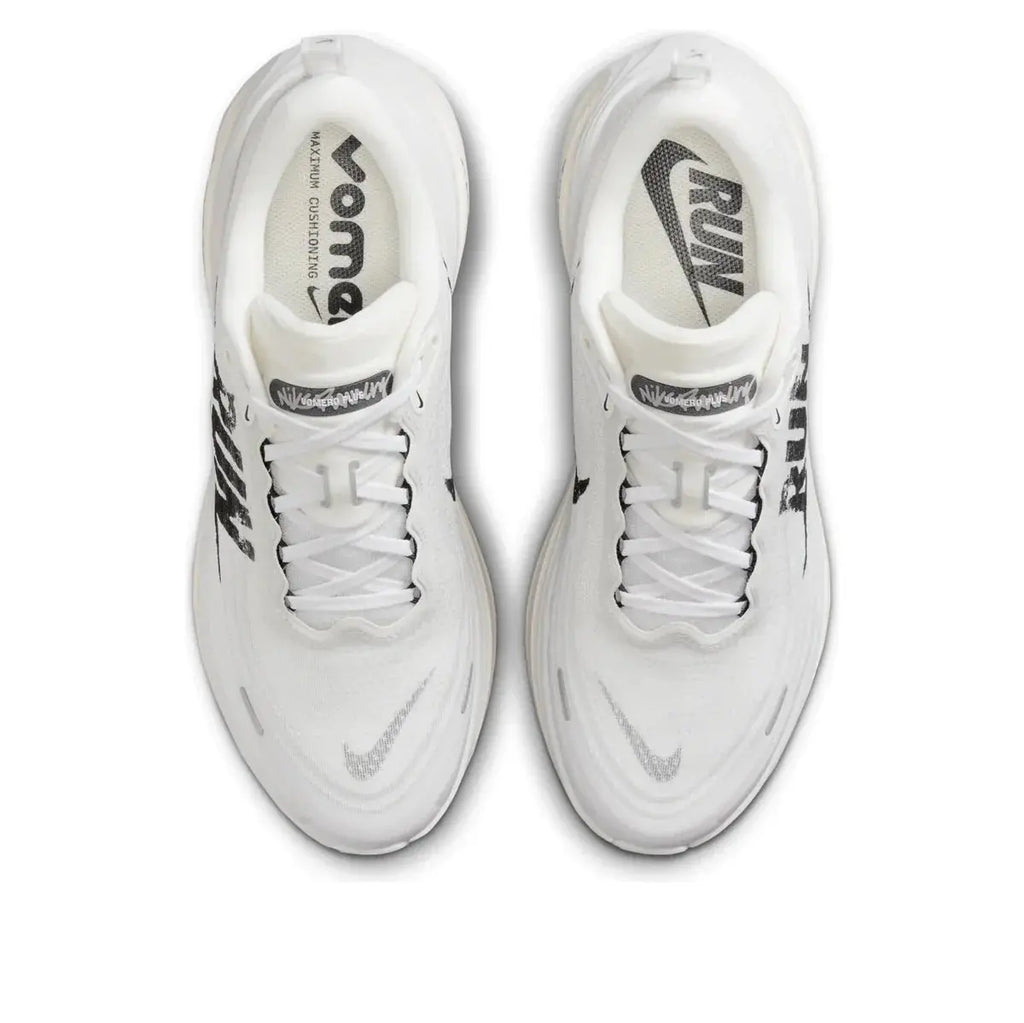 Nike Vomero Plus Reverse Swoosh - Running Shoes