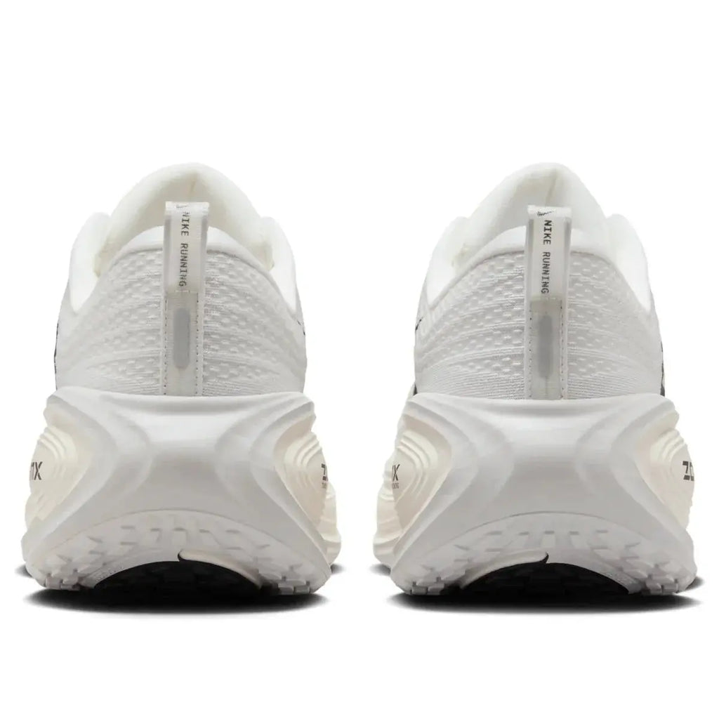 Nike Vomero Plus Reverse Swoosh - Running Shoes