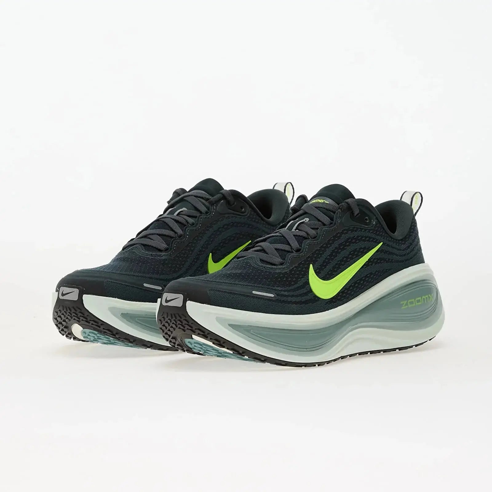 Nike Vomero Plus Seaweed Cannon Green - Running Shoes