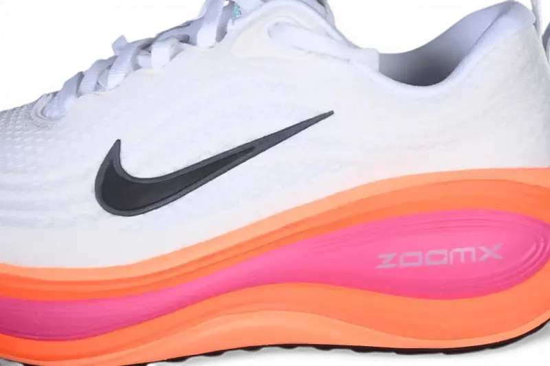 Nike Vomero Plus White Fire Pink - Running Shoes