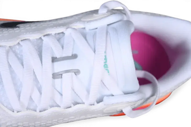 Nike Vomero Plus White Fire Pink - Running Shoes