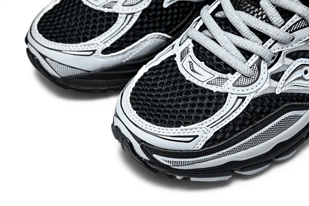 Saucony OG ProGrid Omni 9 Black Silver – Retro Runner - Running Shoes