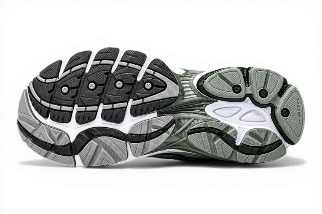 Saucony ProGrid Omni 9 Fabricated Future White Multi - Running Shoes