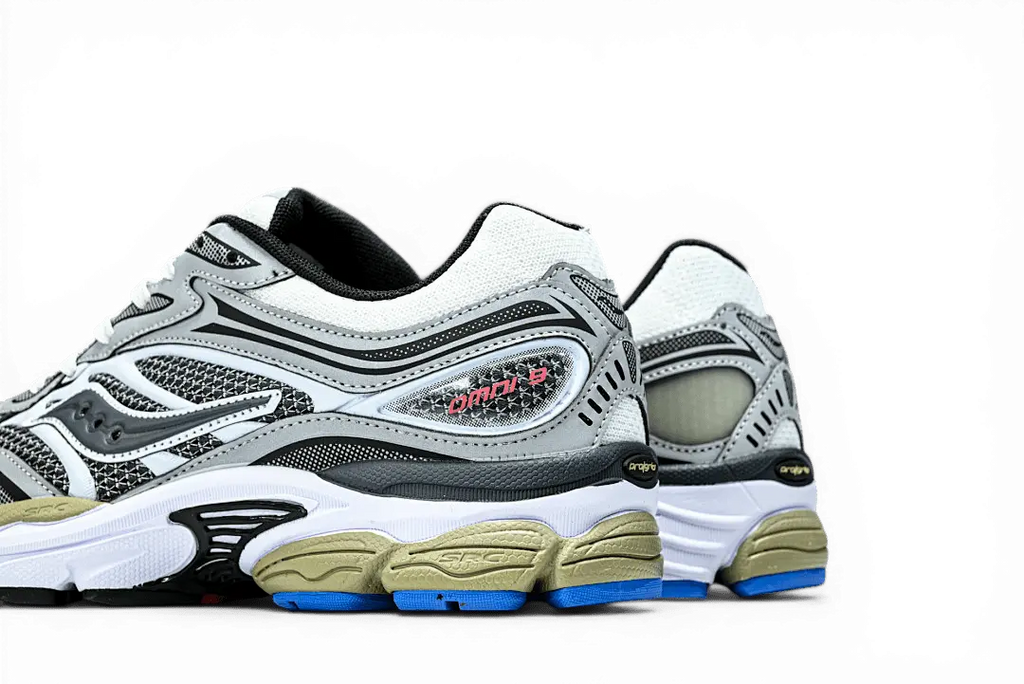 Saucony ProGrid Omni 9 Metallic Grey Silver – Sneaker - Running Shoes